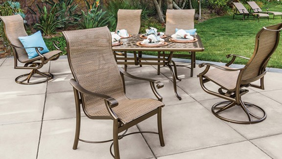 Refresh Your Outdoor Furniture For The Holidays With Replacement